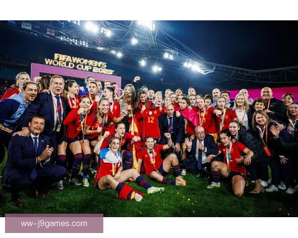 西班牙女足历史性夺冠点燃全球足球热潮