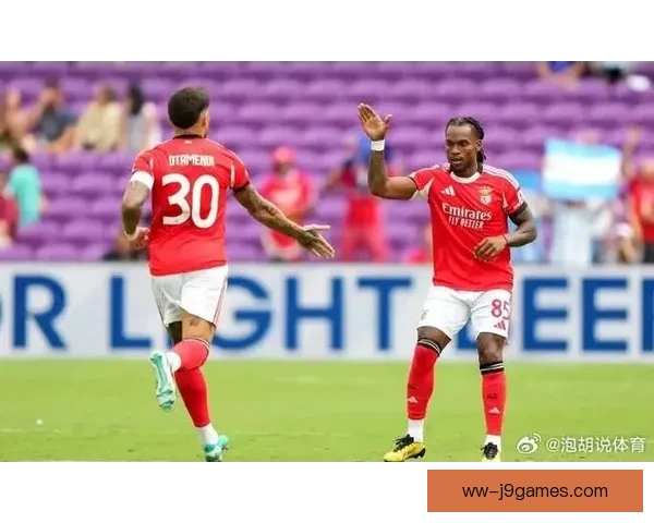 因莫比莱离开拉齐奥加盟土超贝西克塔斯开启全新职业征程 因莫比莱离开拉齐奥加盟土超贝西克塔斯开启全新职业征程